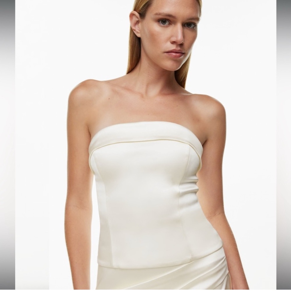 NWT NEW Aritzia shimmer satin bustier